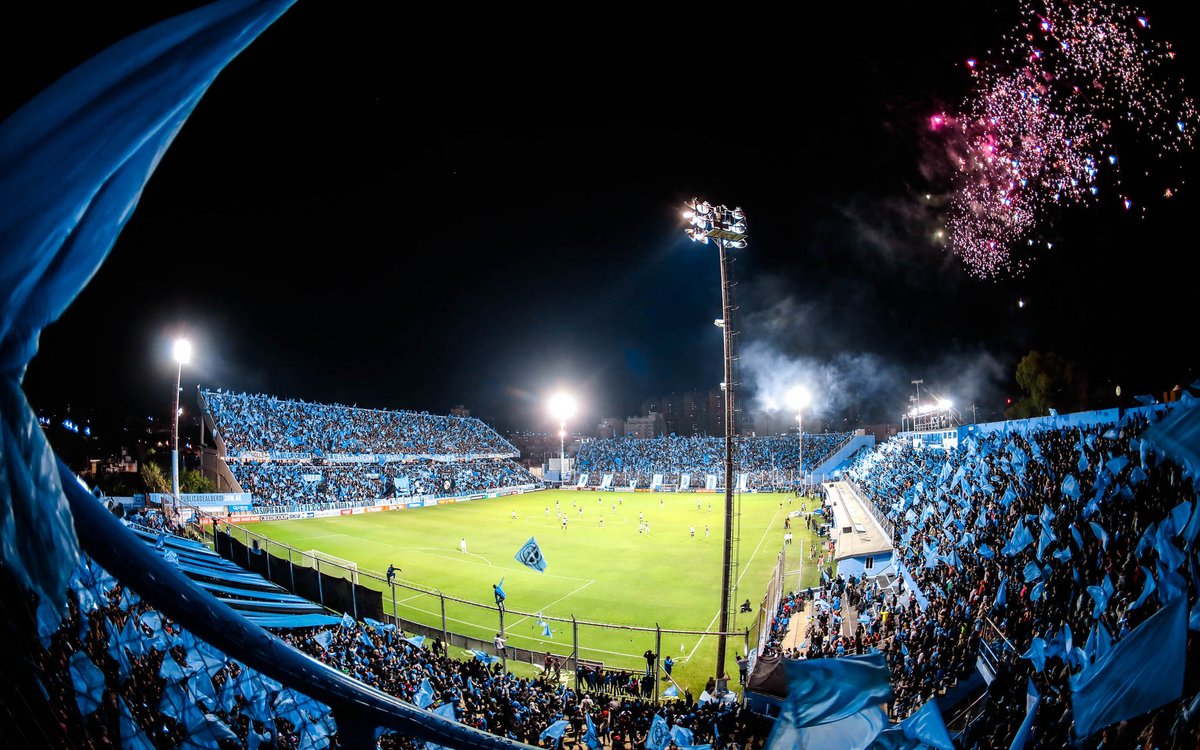 ÚNICA. INCOMPARABLE. 🏴‍☠️😍