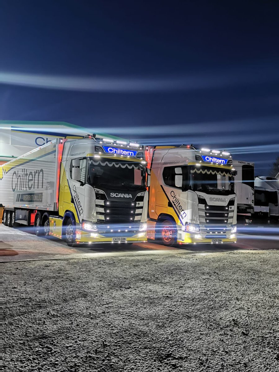 ChilternDist's tweet image. The fleet hard at work @ScaniaUK @VolvoTrucks @ChilternDist