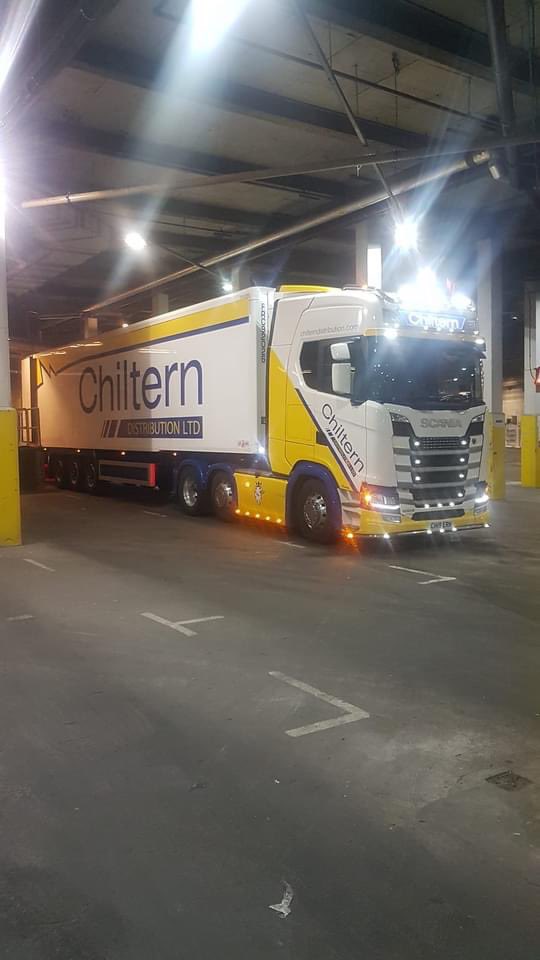 ChilternDist's tweet image. The fleet hard at work @ScaniaUK @VolvoTrucks @ChilternDist