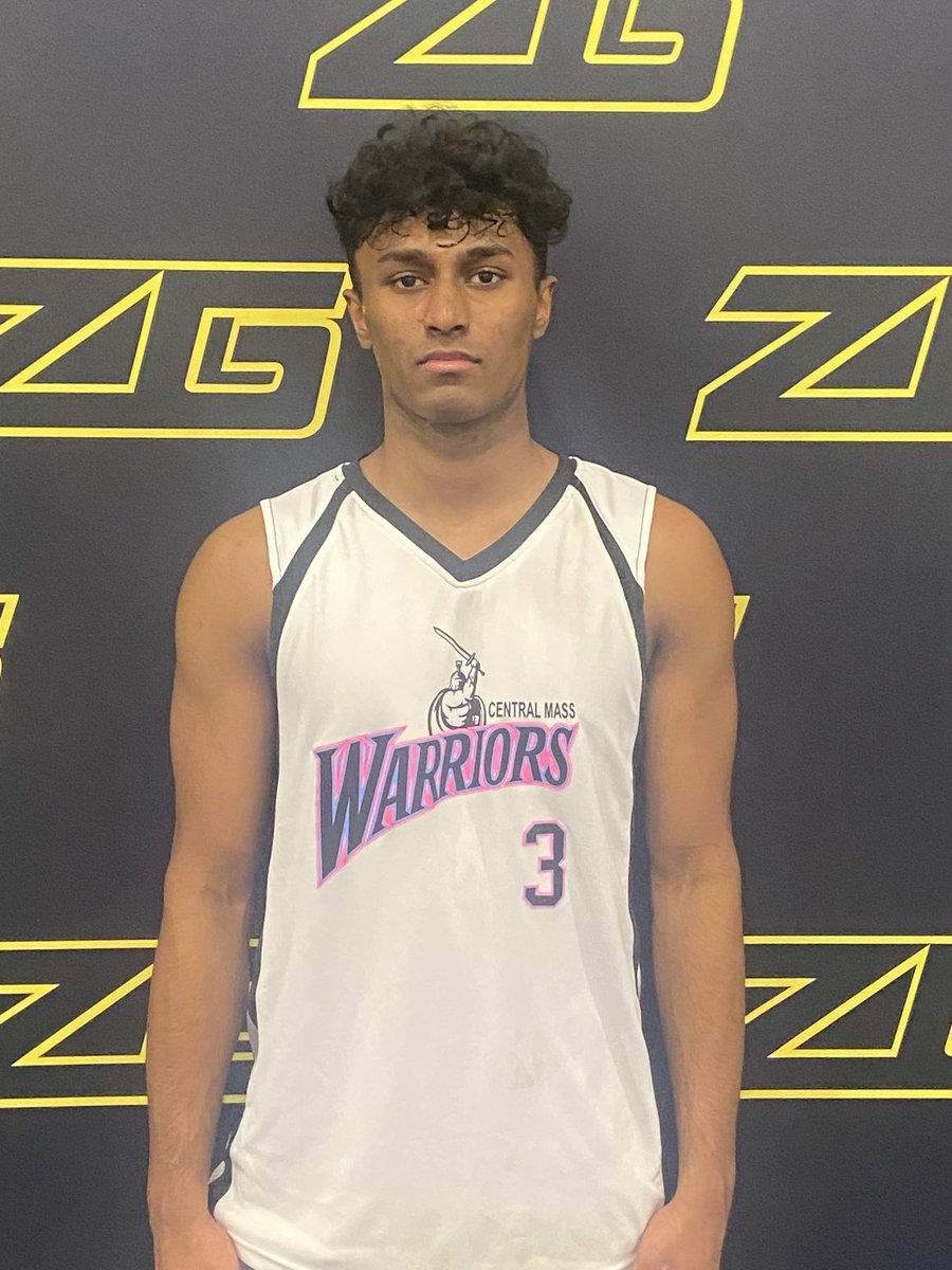 zg_newengland's tweet photo. Congratulations to Raj Pampati from team @MassWarriorsBB Raj lead his team to a tough overtime win, the guard kept his composure and showed up when it mattered! 🥶❄️‼️ @NERRHoops #ZGPOTG #NEhf #ZGLevelUP https://t.co/ZIbRN0QWt7