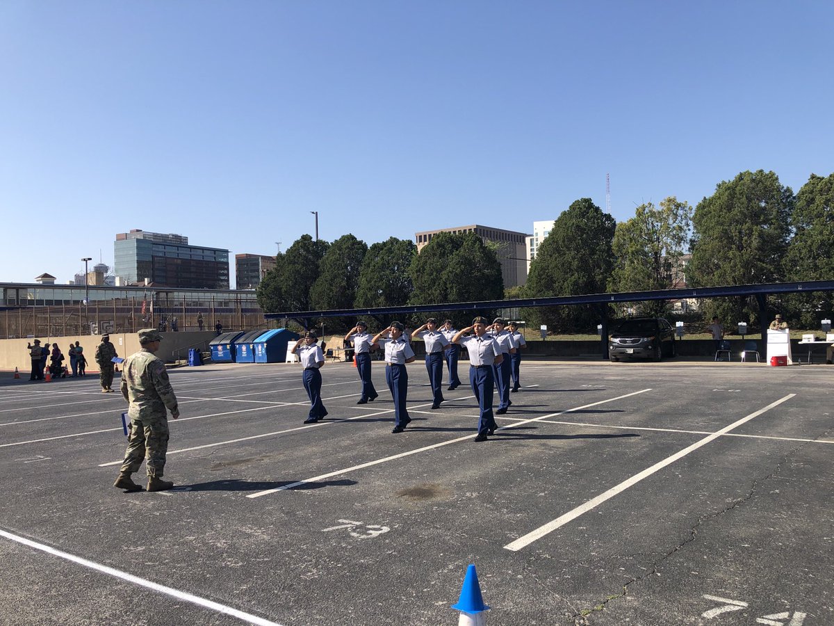 xac_JP2's tweet photo. The Queen’s Guard Drill Team requests permission to present their Nationals routine. You are on fire Lady Cadets!!! ⁦@ilovemychargers⁩ ⁦@sachurchill⁩ ⁦@JrotcDai⁩ ⁦@churchillpta⁩ https://t.co/a4BGaTarai