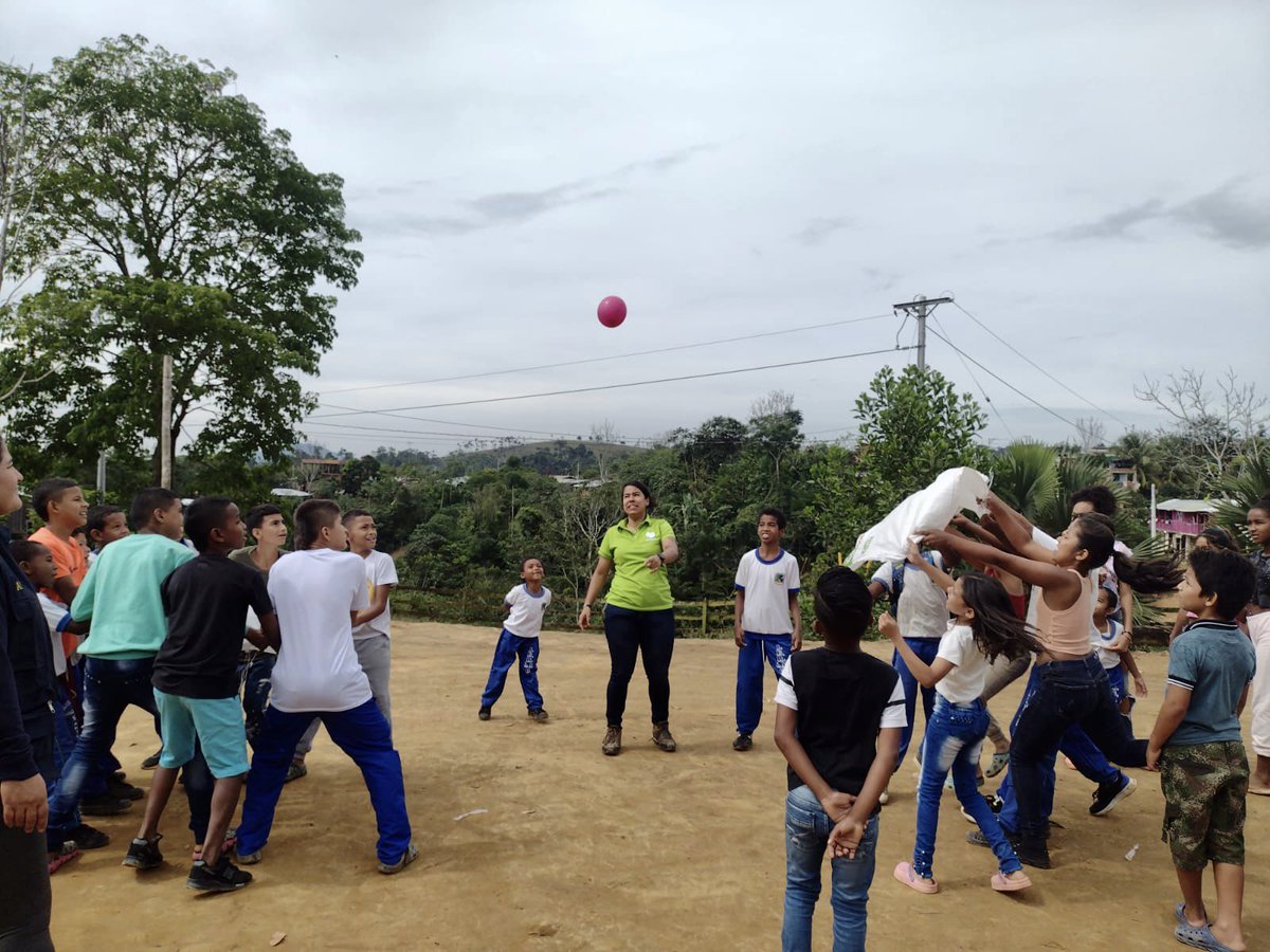 BienestarAnt's tweet photo. #SomosInclusión| 250 niños, niñas y adolescentes del corregimiento Carrizal de Remedios, participaron en el primer Festival de Crianza Amorosa + Juego. Un trabajo en articulación con la administración municipal de Remedios. 
#SúmateJugando 
#UNIDOSPorLaNiñez https://t.co/wxPuNjC82G