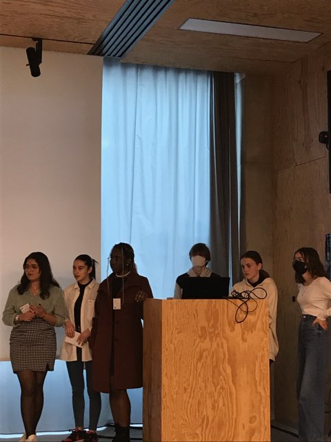 LyceeDouanier's tweet photo. Nos lycéens mathématiciens participent au congrès "Maths en Jean" à CentraleSupelec à Paris-Saclay. https://t.co/lNU1d9ljPb