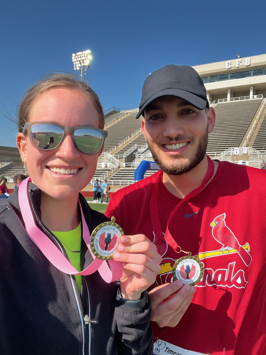 LCEMustangs1's tweet photo. Congratulations to @lcemustangs Nurse Sam! 3rd place in her age bracket at the Kacie's Run 5k today! @cfbisd #cfbproud https://t.co/RCMGPpaGcQ