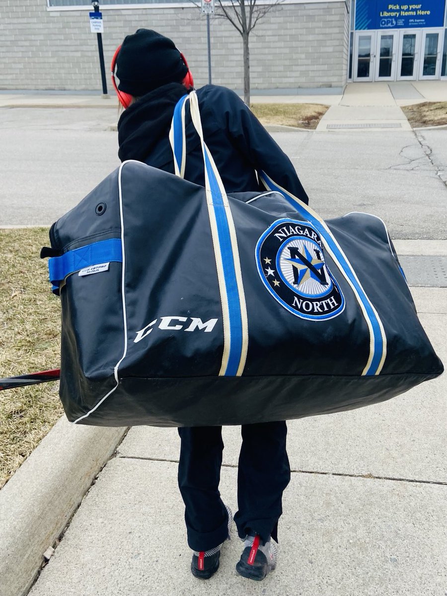 MMatier's tweet photo. Enjoy it while you can parents. Time flies by when you’re having fun. Memories made along the way that will last a lifetime. From the U5 indoor Italian league to the U14AAA @HometownHockey #OMHAChampionships @matierchristina @rayanddregs #Reece2008 🏒❤️ https://t.co/MzD2t76C78