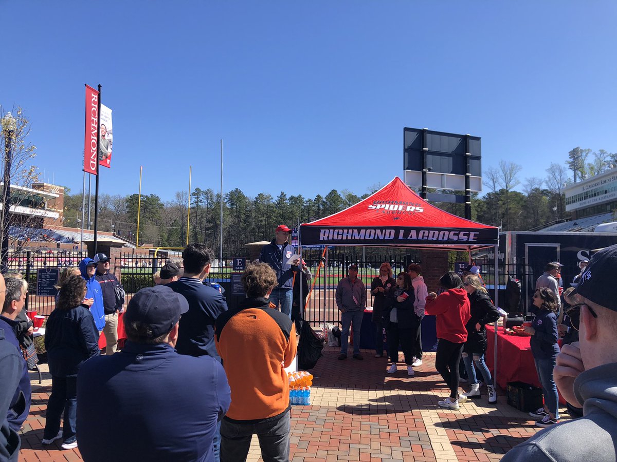 SpiderAthFund's tweet photo. Thankful for our @SpiderMLAX Parents and their support! 🕷#BeatUVA https://t.co/nJdIn3GMGs
