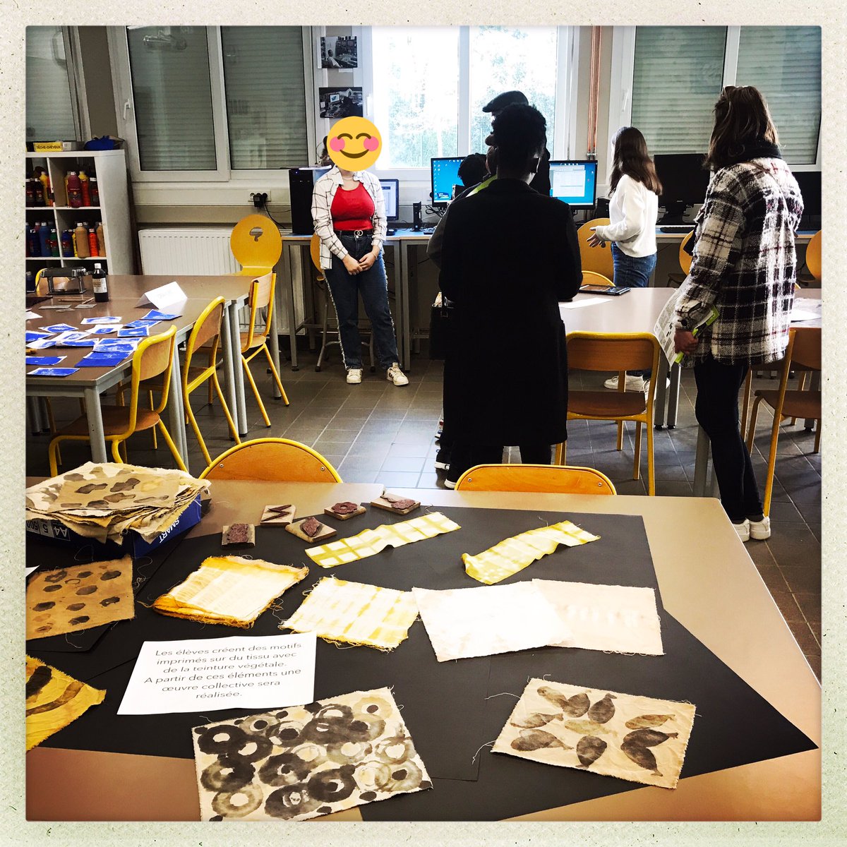 CGalinet's tweet photo. Pour les Portes Ouvertes du collège #Galinetblain, tout le monde est sur le pont! #JPO #mediationparlespairs #classeculturellenumerique #ErasmusPlus #robotique #bienêtre ☀️ https://t.co/Ll20lWVC1r