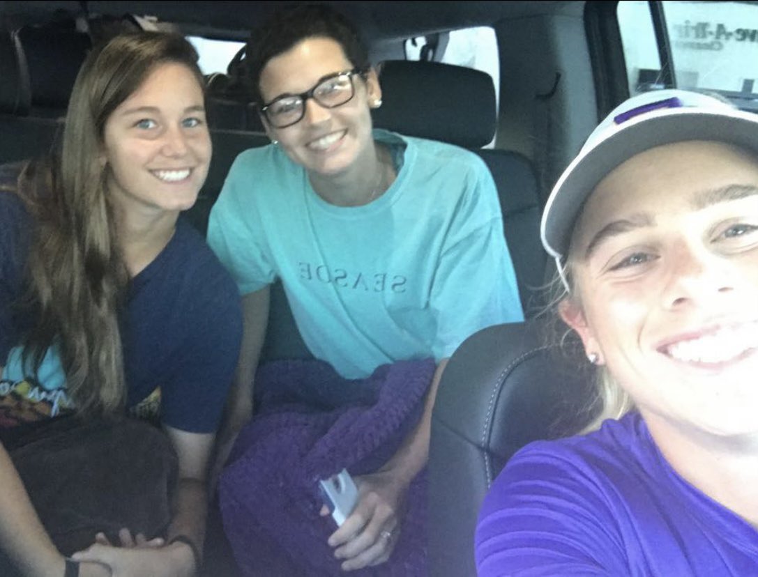 Kinsey_Goelz's tweet image. Special day getting to celebrate an amazing former teammate of mine! So awesome that so many teams are celebrating her this weekend! Miss you everyday Alex!!!💙  #AllForAlex #NoOneFightsAlone