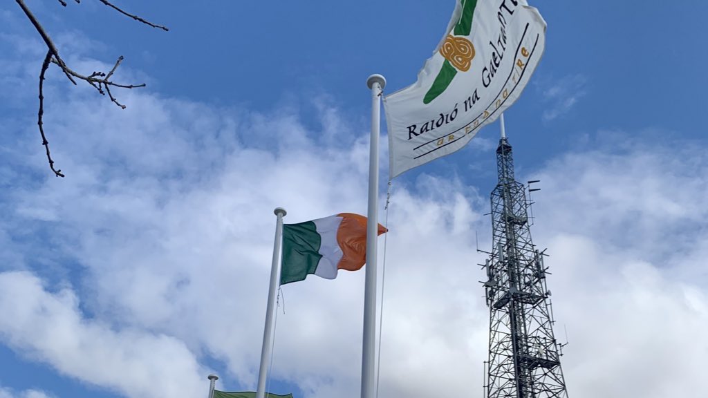 Raidió na Gaeltachta (@rternag) on Twitter photo Cuimhní cinn spóirt RnaG ó 72 anois le <a href="/SBBinashui/">Seán Bán Breathnach</a> ag comhrà le Pól Ó Gallchóir, Mártan Ó Ciardha agus Jeaic Ó Muircheartaigh <a href="/SportRnaG/">RnaG Spórt</a> #RnaG50 Cuimhní cinn spóirt RnaG ó 72 anois le <a href="/SBBinashui/">Seán Bán Breathnach</a> ag comhrà le Pól Ó Gallchóir, Mártan Ó Ciardha agus Jeaic Ó Muircheartaigh <a href="/SportRnaG/">RnaG Spórt</a> #RnaG50