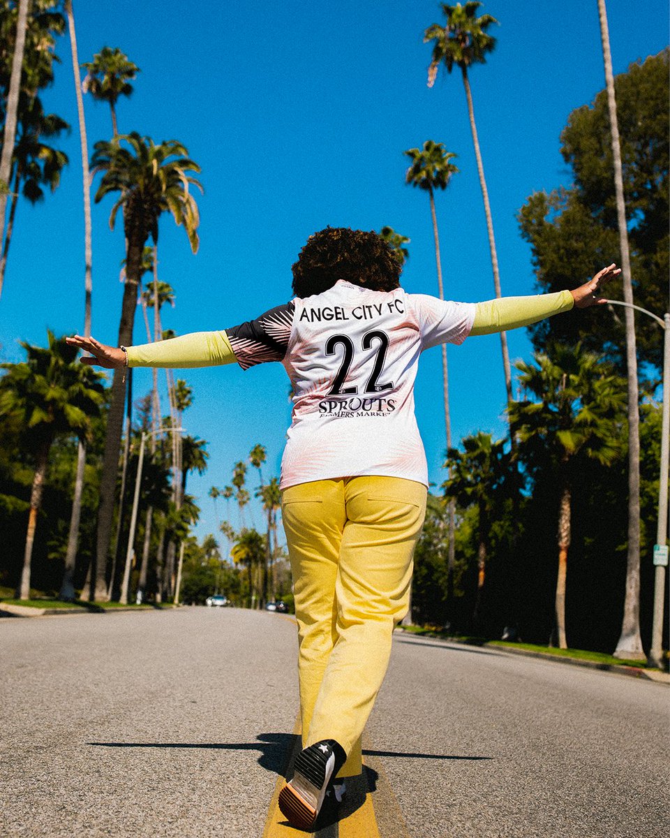justwsports's tweet photo. .@weareangelcity has unveiled their inaugural away kit dubbed “Daylight” - paying homage to the style of LA from the concrete to the coast. 🔥
The club will wear these kits in today’s match against San Diego Wave FC at 1pm PT/4pm ET on CBS. https://t.co/X8rdhXjBPD