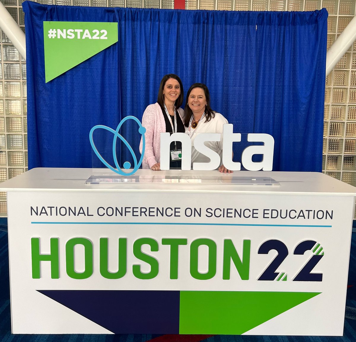 Heading home from #NSTA2022 
Grateful for the opportunity to share about the powerful impact of Nature Based Learning🌳📚 Inspired by fellow educators and excited to get back to work with teachers and students <a href="/WFMSTheBest/">WFMS</a> 🏫