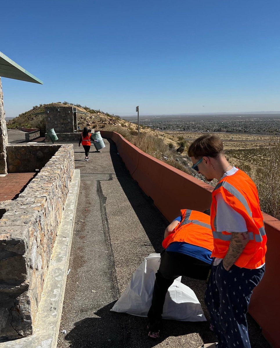 MYA1924's tweet photo. 2022 Adopt-A-Highway Donโt Mess with Texas Trash off in honor of my son and Dad โฅ๏ธ๐
#2022TrashOff
#KeepItCleanTX https://t.co/It9TcL2lNR
