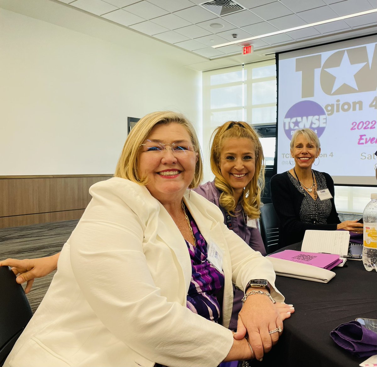 maty_orozco's tweet photo. Awesome leaders @R4TCWSE #formercolleagues #Learningneverstops #R4TCWSE #springconference #blessed https://t.co/EHXWjpFNm3