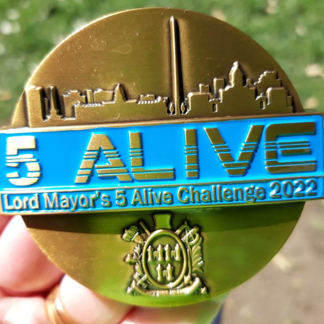 FancheaGibson's tweet photo. Another Lord Mayor 5 Alive Challenge complete! And if that was my last 5 Alive race then what a way to end! We got sun, smiles & beautiful St Anne's Park. Thanks to everyone who helped organise and all who took part in what was a challenging year. But we did it! #LM5Alive https://t.co/HyWot7i0Mw
