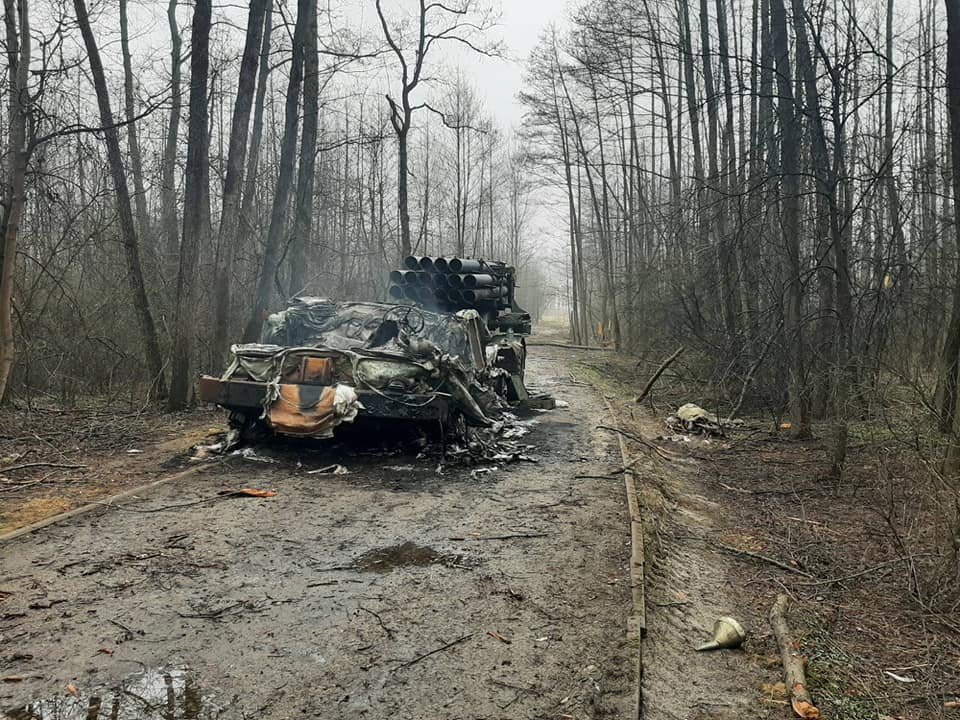 Потери украины видео. Уничтоженная Военная техника. Уничтоженная Российская техника на Украине. Уничтоженная Российская техника.