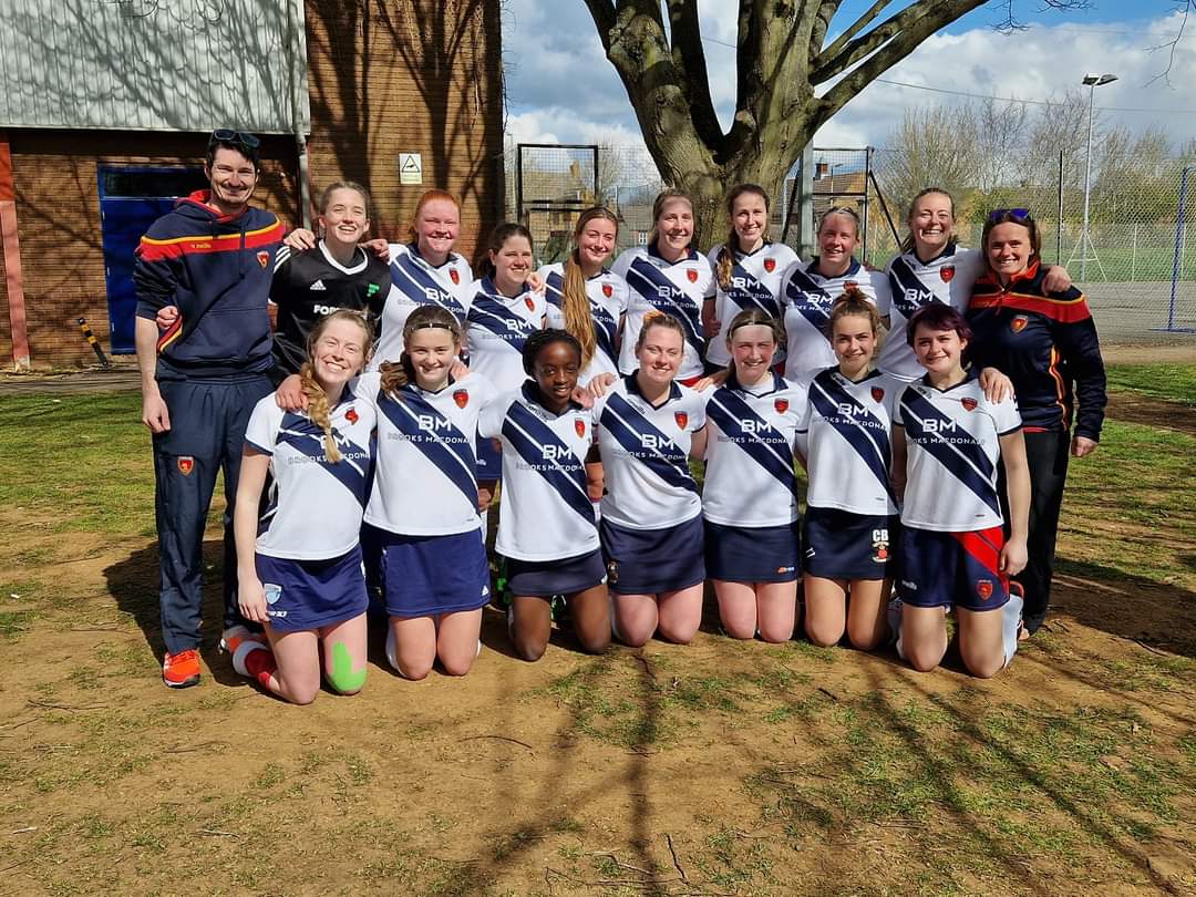 trojanshc's tweet photo. Ladies 2s RESULT

LEAGUE CHAMPIONS 🏆 

Won 7-2 vs @BanburyHC 

@swsportsnews @fieldhockeyclub 
#upthets https://t.co/kWzLSoQpSm