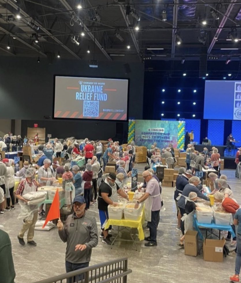 JGreer_08's tweet photo. Thank you @HopeFellowship for the opportunity to serve as a family!! Over 500,000 meals will be sent to Ukraine!!! 🇺🇦 #mealsofhope https://t.co/faDtxLdGOC