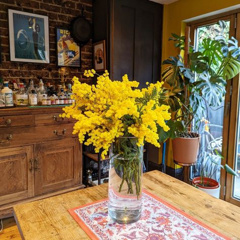 RustOleum's tweet photo. How are you designing your #DiningRoom for springtime?
#DesignYourHappyPlace #HomeInspo #Interiors
On Instagram:
๐ธ 1 : @ athomewith_kate
๐ธ 2 : @ ginandhome
๐ธ 3 : @ surfacestudioinc
๐ธ 4 : @ morgan_elizabeths https://t.co/lisMk2FN3o