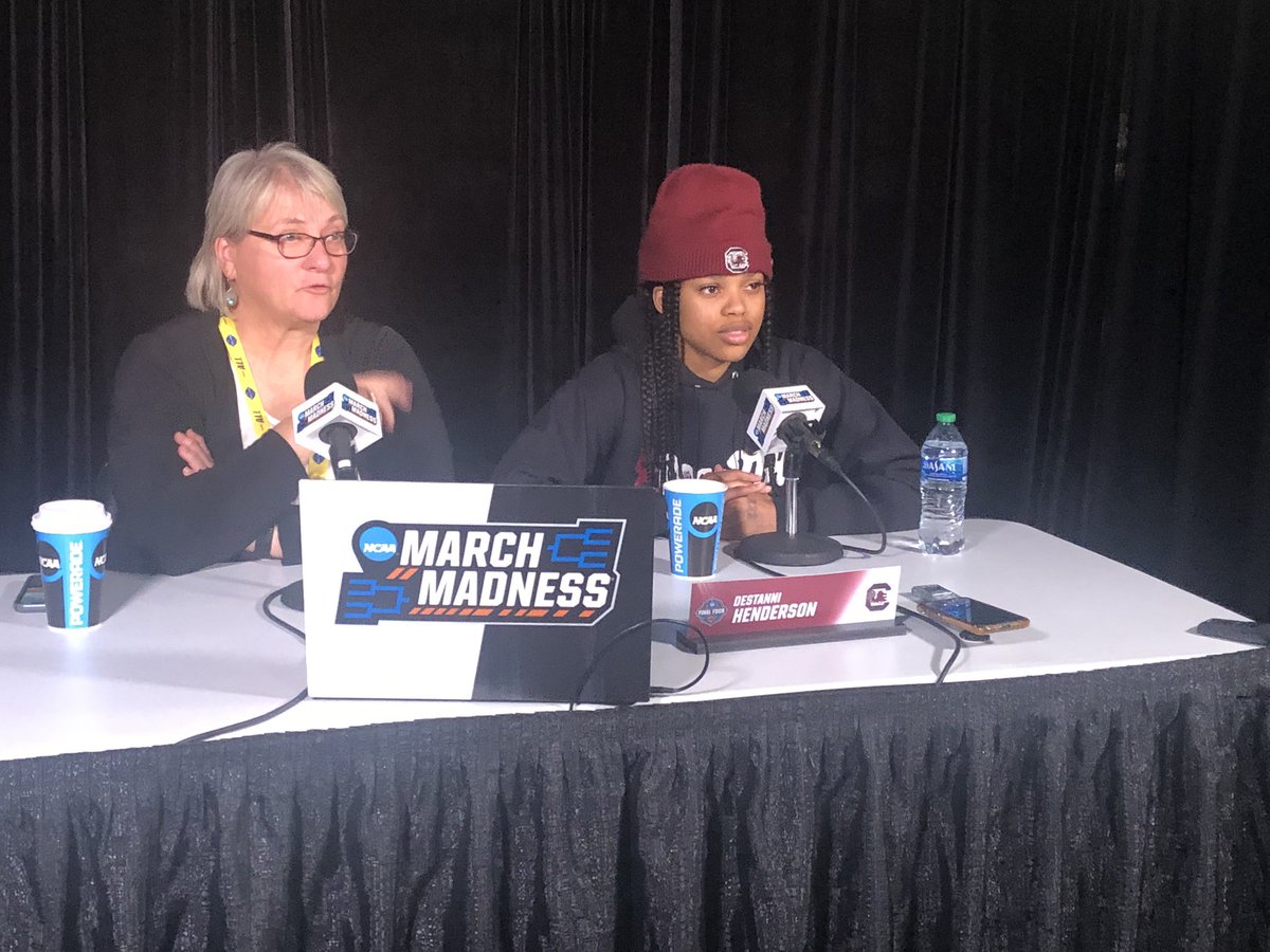 chandlerdmack's tweet photo. We had press day ahead of Championship Sunday! 

Hear from all five @GamecockWBB starters tonight on @WLTX ! 

(I could only post four pics unfortunately😅) #Gamecocks https://t.co/nfItq6ulcj