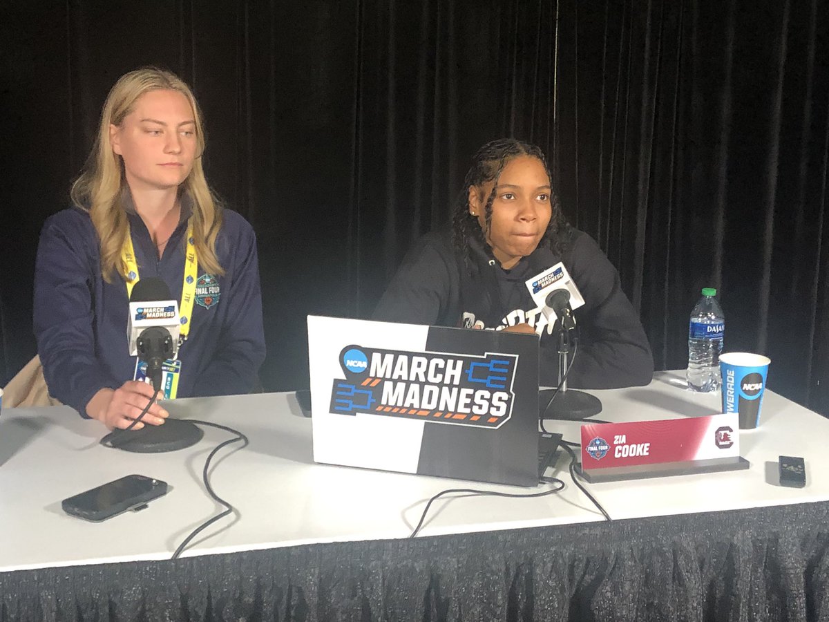 chandlerdmack's tweet photo. We had press day ahead of Championship Sunday! 

Hear from all five @GamecockWBB starters tonight on @WLTX ! 

(I could only post four pics unfortunately😅) #Gamecocks https://t.co/nfItq6ulcj