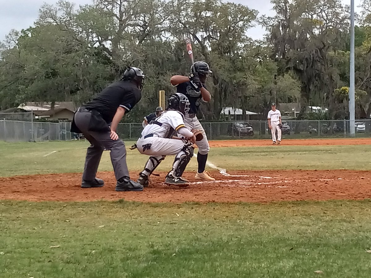 FryeChuck's tweet photo. #GeraldLopez has a pair of doubles and three RBI for @SumnerHardBall Saturday against host Chamberlain. @813Preps https://t.co/yJjVhGJghp