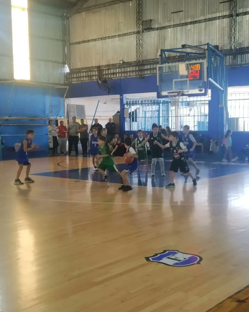 BasquetEdison's tweet photo. Más de este hermoso día !! https://t.co/w8yoFItBcf