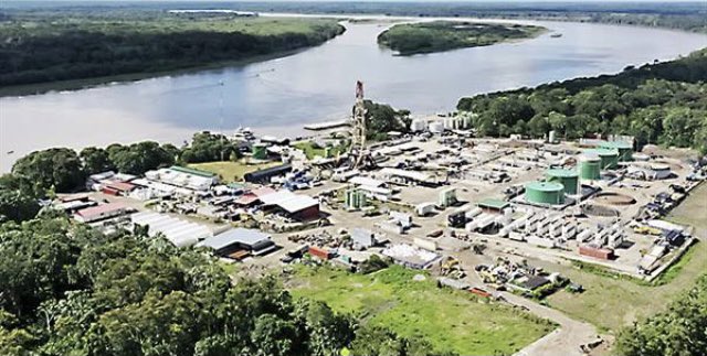 PCaterianoB's tweet photo. Desde hace más de un mes, 500 trabajadores de la empresa PetroTal están secuestrados en el Lote 95, en la selva. Es la mayor productora de crudo del Perú. Obviamente su producción está paralizada. ¿Cuántos meses más esperará el gobierno, para solucionar este gravísimo problema? https://t.co/2o4Y9ScJVH