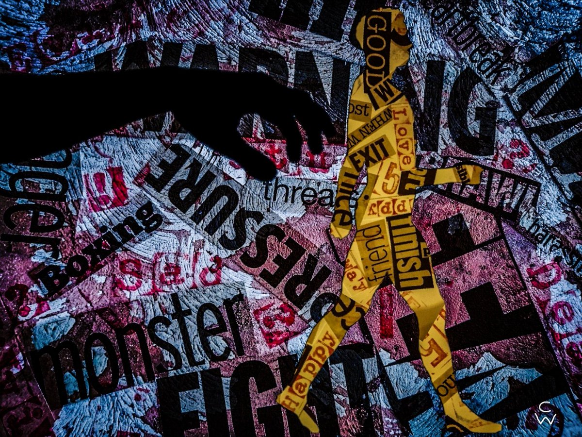 Crypt0Warr10r's tweet photo. My #StreetArt Collection is split between KnownOrigin, MakersPlace and Foundation.

https://t.co/cErp2WeM3s

8 Sold 
1 on sale on @foundation
(Genesis piece on Foundation) 💫 https://t.co/GtXOBucsqW
