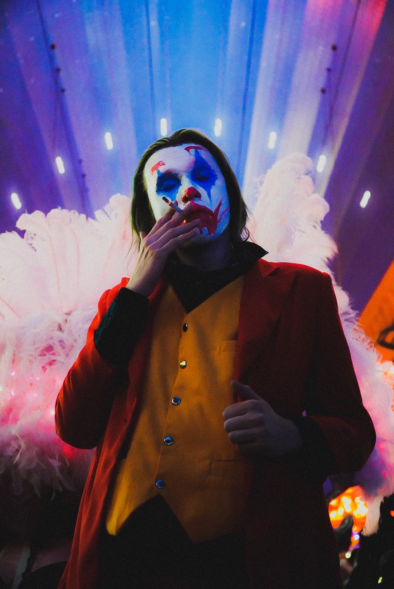 veezo44's tweet photo. The joker 🃏 #photography #photos #streetphotography #streetphotographer #joker #fremontstreet #photooftheday #lasvegasphotographer #lasvegas https://t.co/GHF5bvK5k6