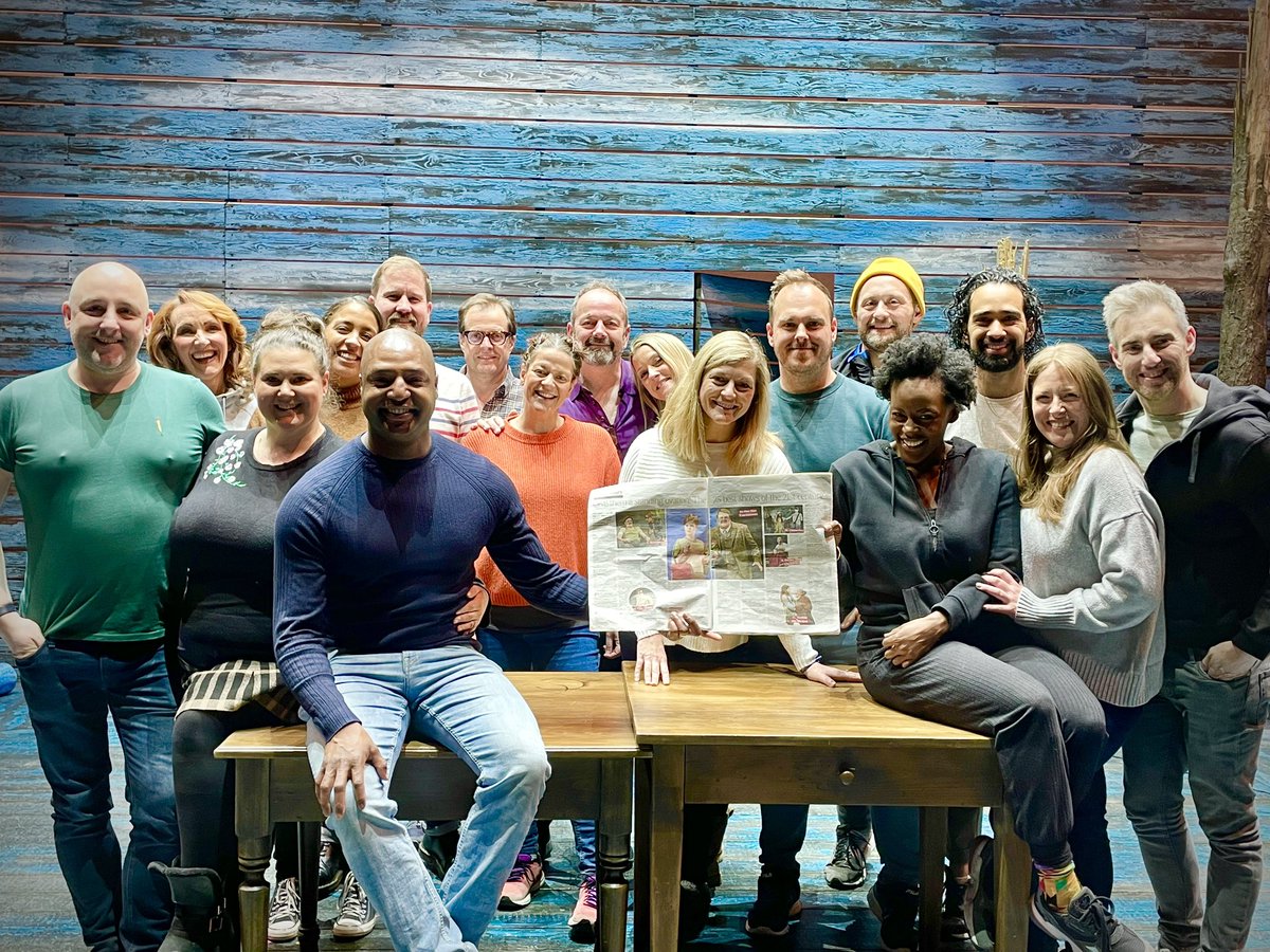 ComeFromAwayUK's tweet image. 😆 STFD! 😆
Just today Come From Away has been named No. 4 in @TheTimes’ list of the best shows of the century! 🌍

We’re Amazed. We’re Grateful. And most importantly, we’re TOGETHER! 💙💛
thetimes.co.uk/article/best-p…