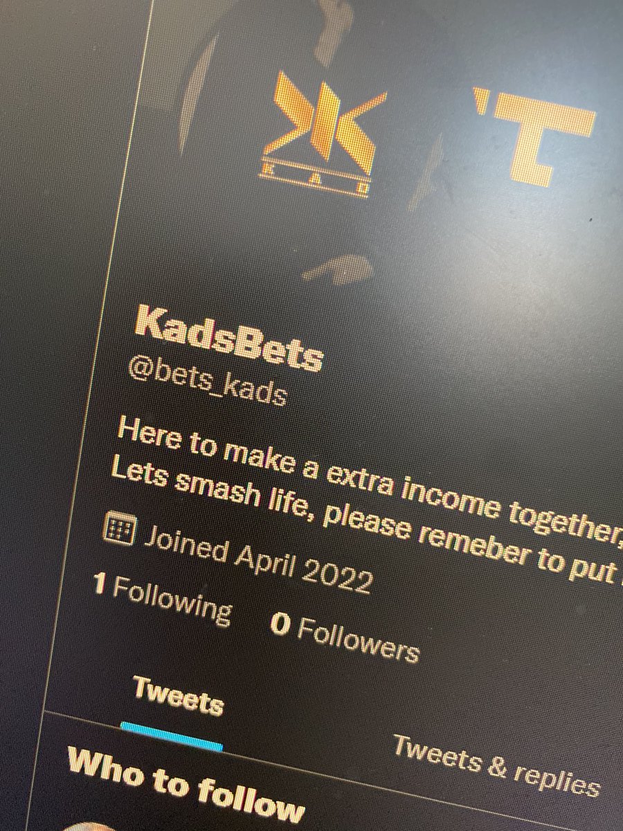 BetSpanker1's tweet photo. He has asked me to do a giveaway..
All you have to is follow @bets_kads, turn notifications on and share on your profile once you’ve done this the winner will be awarded £1000 via PayPal.. 
make sure you can prove you did as he asked to have a chance to win.. https://t.co/5ikHmjcJrG