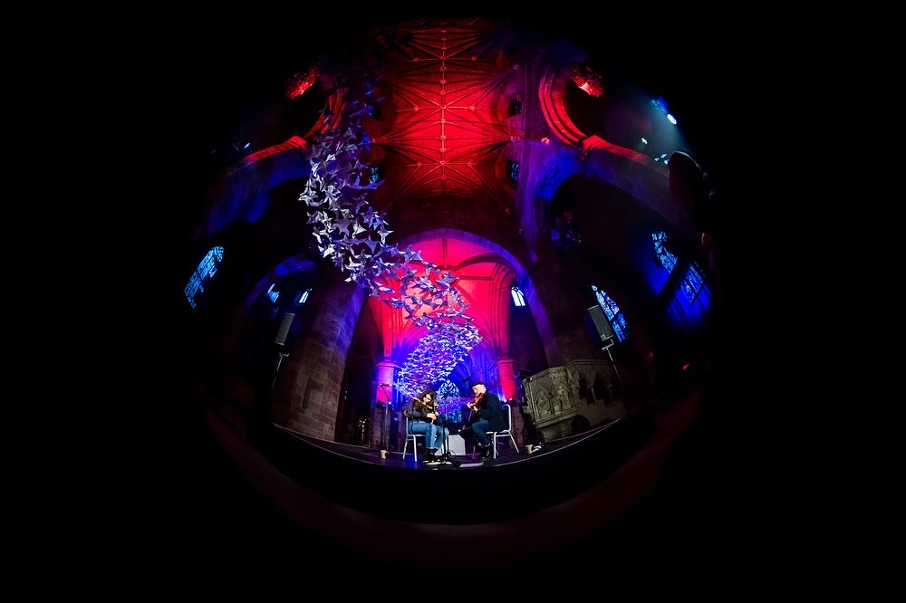 brichaimbeul's tweet photo. Beautiful setting at St Giles’ Cathedral last night with @obanfiddle underneath Michael Pendry’s ‘Les Colombes’ installation.
photos by @andycatlincom
#StGilesCathedral #Edinburgh #RoyalMile #Smallpipes #BurnsAndBeyond #MichaelPendry #LesColombes https://t.co/KyVGgKCNxA