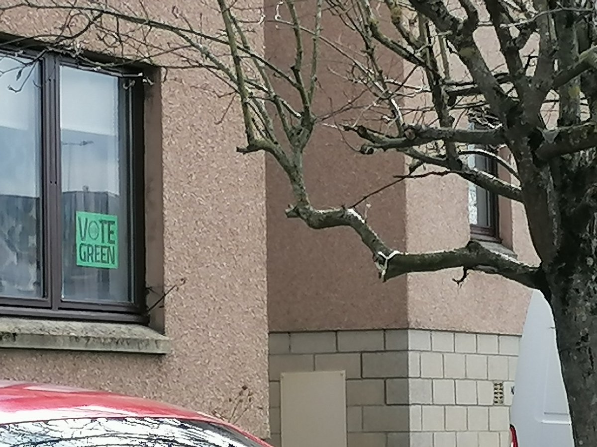 dashmolean's tweet photo. Thank you #Peebles. Let's keep on getting greener! #VoteGreen1 on 5th May. #GreenWindaes #ActiveGreens #ActiveSGP https://t.co/8W3KbDod7m