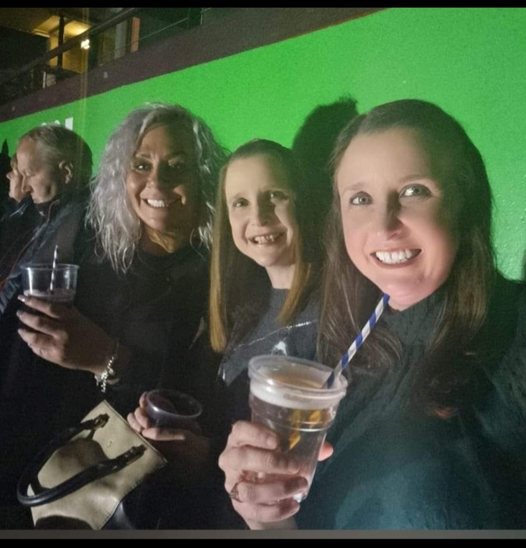 <a href="/GaryBarlow/">Gary Barlow</a> My best friend of 40 years, sadly passed away a week ago at the young age of 40, she was a massive take that fan, we have followed you all since 1991 and I wondered if you could give her a shout out in her memory please xxx