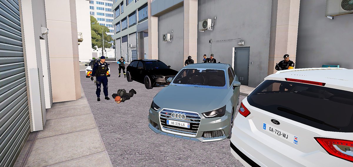 PN_A4L's tweet photo. [RECAP DE LA SEMAINE]

Mise en place d'un dispositif BRAV-M ; Interpellation de quatre délinquants dans la cité suite à un refus d'obtempérer ; Assistance du RAID pour contrôler plusieurs individus et braquage avec négociation à Costa Del Mar. #PN @ArmaForLife https://t.co/pH84RyFEUT