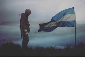 rodrigosalonso's tweet photo. La tristeza no borra nunca su valentía. 
Por ellos y para nosotros.... Siempre serán nuestras Islas Malvinas! 
 La memoria del pueblo que no los olvida https://t.co/FJCNIp7vma