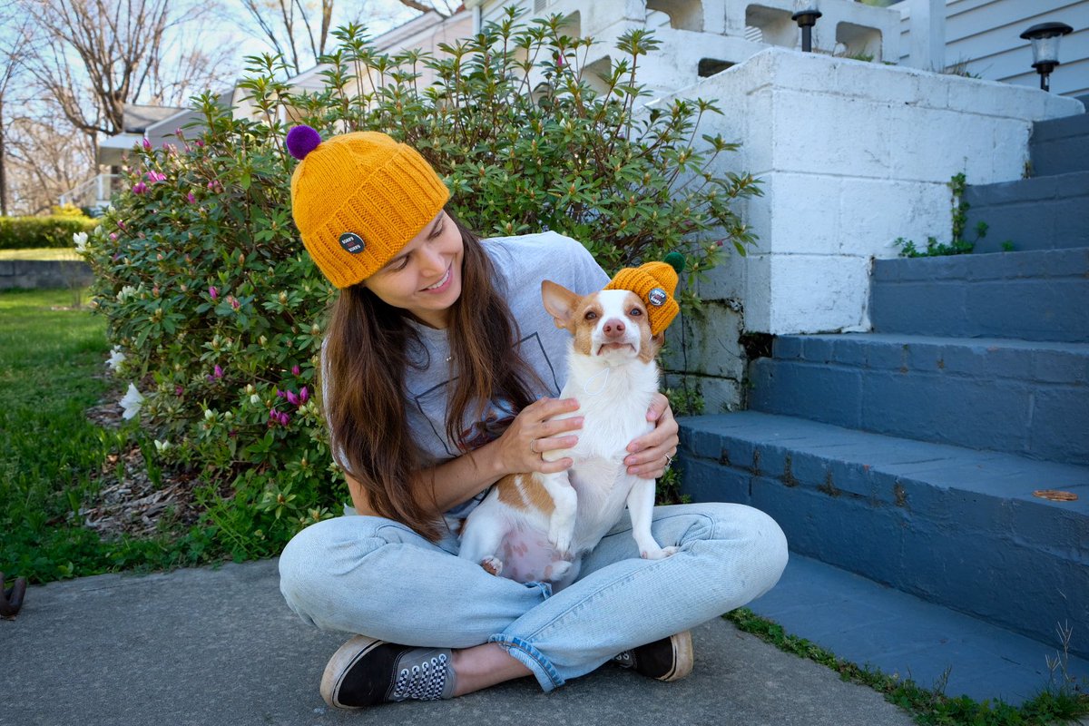BarkyBo's tweet photo. One of us is living her best life.
#dogsoftwitter #Happiness #success #SaturdayVibes #goals #twinning https://t.co/OXiZeQKitv