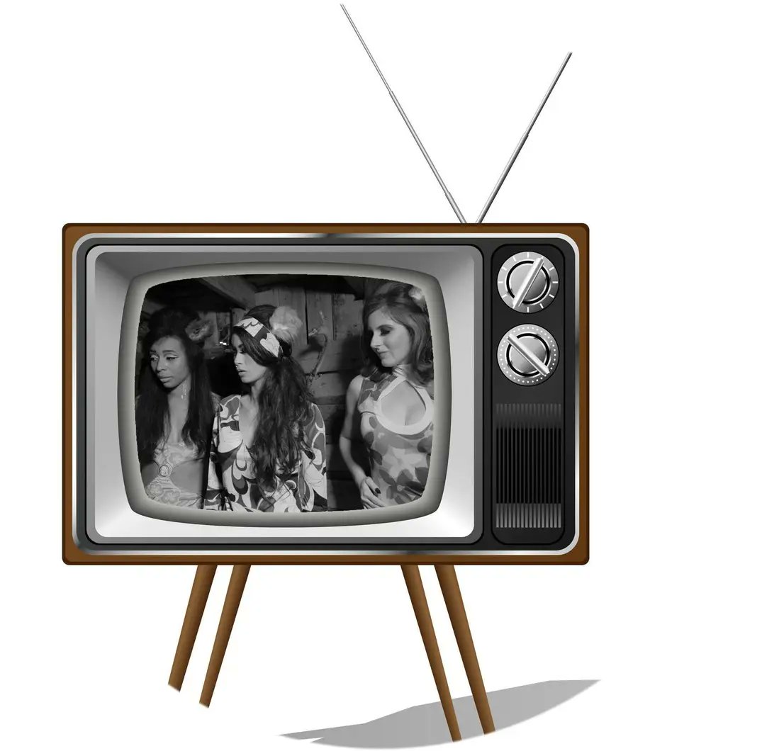 Sorta big announcement on 4 April 2022.
See here and fb.
#VFFS #VampireMovie #IndiFilm #Alaska #VampireFoxes