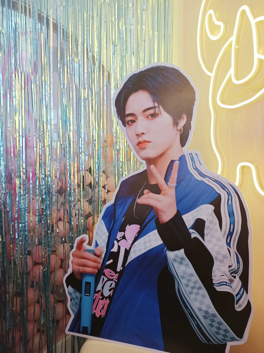 _yoshxiee's tweet photo. 🦋Spring Takes Flight: A Haruto Birthday Cupsleeve Event🦋

Had a wonderful day celebrating Ruto's birthday with Teumes~ tysm @everlight0807 for this amazing CSE. 😍💕

#SpringTakesFlight #TREASURE  #트레저 #하루토 @treasuremembers https://t.co/5LM5rNObqO
