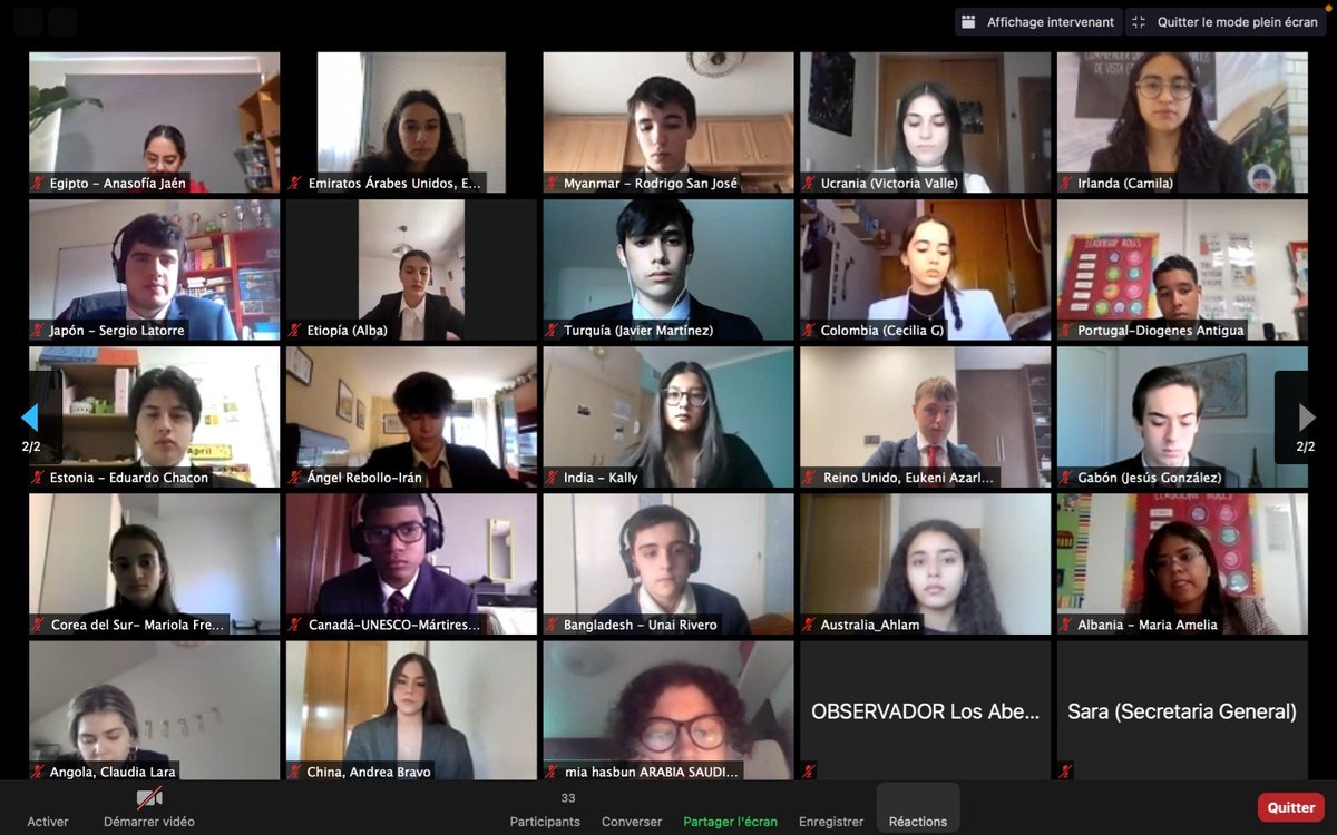 yemax1980's tweet photo. Jornada de clausura de UNESMUN, després de tres dies intensos debats. Moltes gràcies a les nostres delegades en representació a l'Índia @InsThos. https://t.co/gs7PYVZqbj