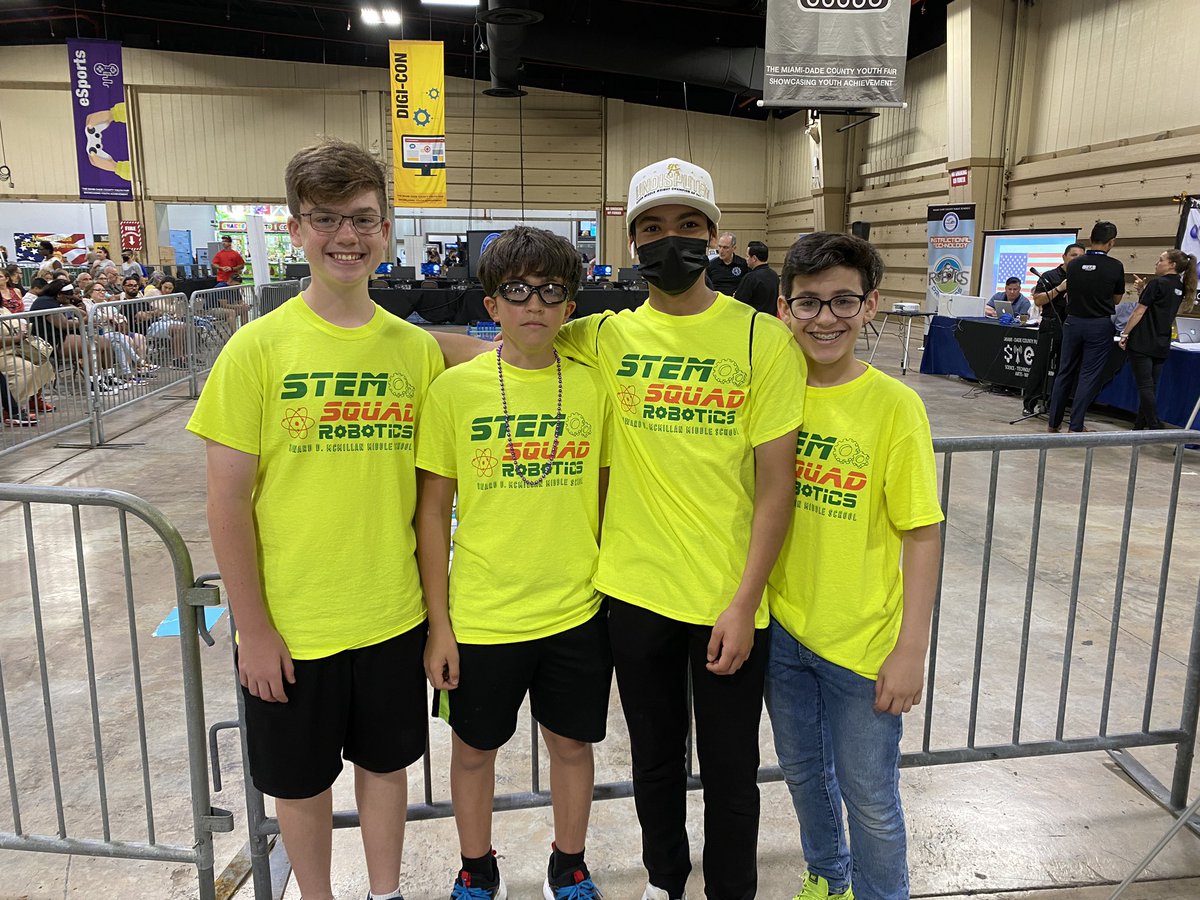 STEMSquadHDMM's tweet image. STEM Squad is in the house and ready to roll. #VEXIQatTheFair #STEMis @AdamsonHDMM @HDMcMillan @MDCPSSouth