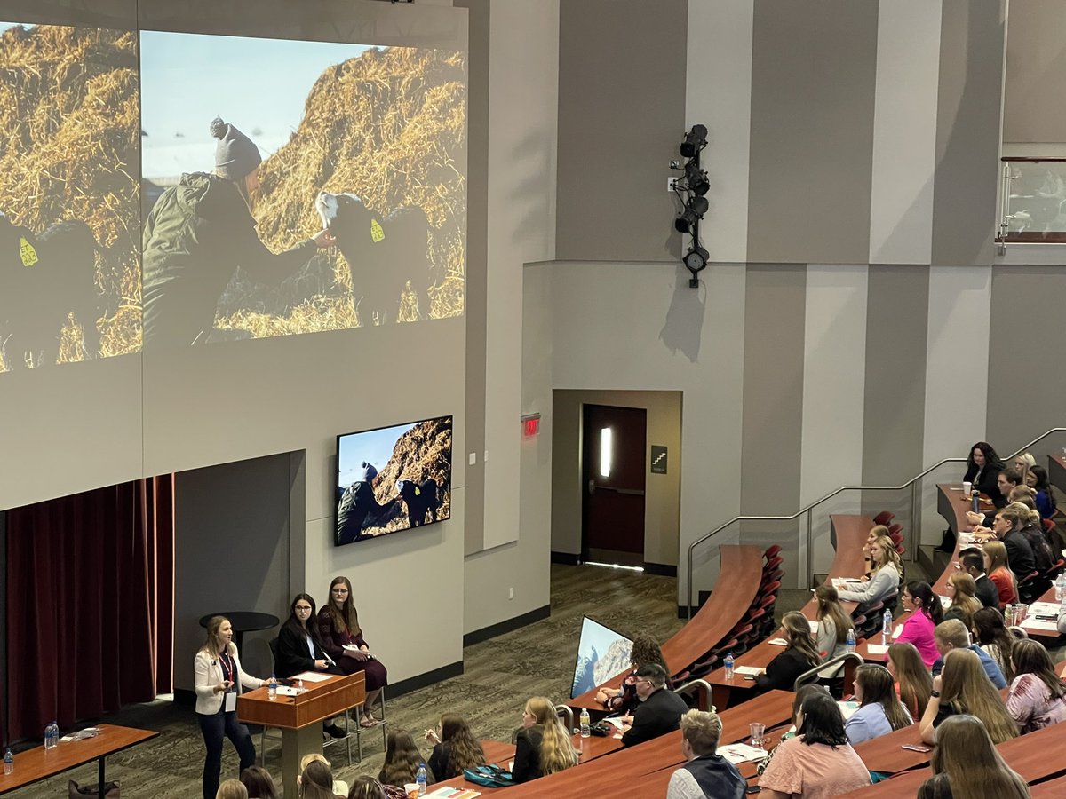 TomBurkey's tweet photo. What a privilege to have @UNL_CASNR (and New Zealand #HuskersAbroad) alumnae @itshannahborg and @HannahKlitz contributing to a great program at #BBCON22!!    From Milford Sound to Nebraska #FarmHer… https://t.co/wq7P3qoVta