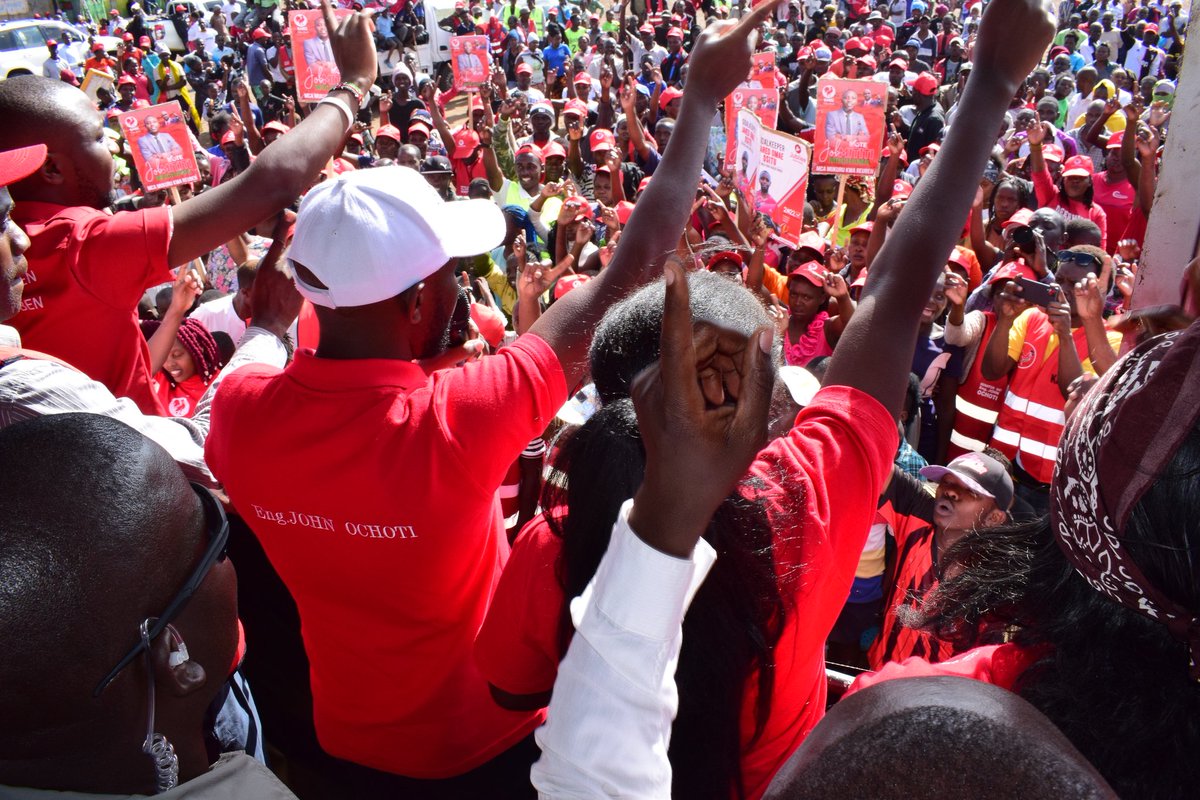 KANUParty_ke's tweet photo. Our aspirant for Nairobi Senator Engineer John Ochoti aka Jontez today held a rally at Mukuru Kwa Reuben in Embakasi South to sell his agenda to the people. 

He was accompanied by a host of Nairobi MCAs. https://t.co/4po6Y1iwE2