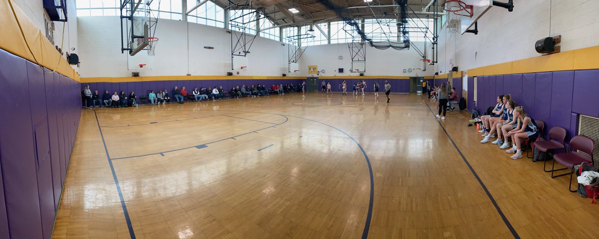 RAP_Hoops's tweet photo. Showdown In B-Town games have now started in the city @ East High School. Games going on at Brockport Tuttle &amp; Brockport SERC &amp; East High in city. https://t.co/Gks768caHM