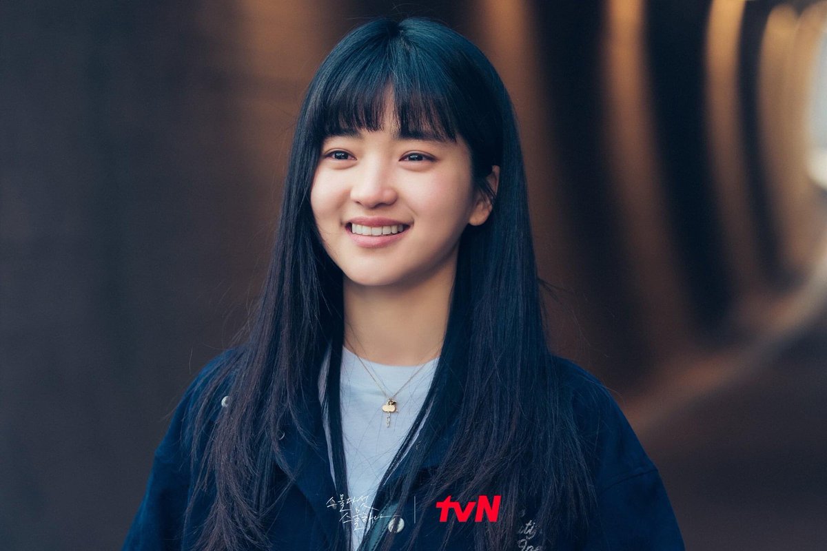 kyeomsoostic's tweet photo. pada setuju gak nih, 2521 bener2 drama yang ter unpredictable🤧🤧 bener2 ga bisaa bayangin next ep bakal gimana2🤧 besok udh tamat😭bakal kangen bgt sama tiap weekend overthinking membadut bersama wkwk MASA ONGOING 2521 TERSERU, TERSTRESS AND TERCAPEK #TwentyFiveTwentyOneEp15 https://t.co/cwXkHfzVeV