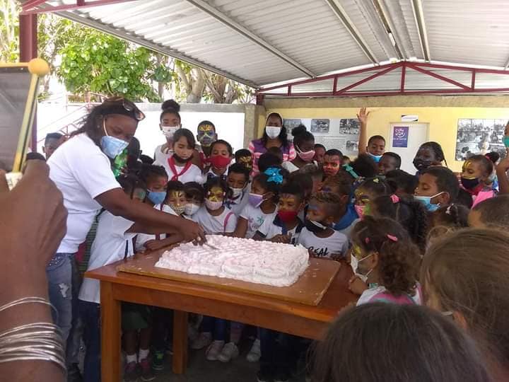 DarvelisCarrac3's tweet photo. Diversas actividades se desarrollan en la capital en saludo al  #60UJCy61OPJM. #Cuba #VamosConTodo @DiazCanelB @gobhabana @RGZapata500 @YanetHzP @TatianaVieraHe3 https://t.co/REf38lhZCI