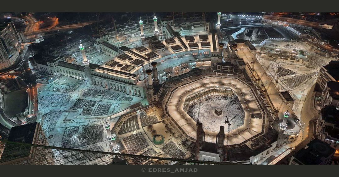 HaramainInfo's tweet photo. Beautiful Images taken a few moments ago from the Clock Tower https://t.co/wFuQEeQwvp