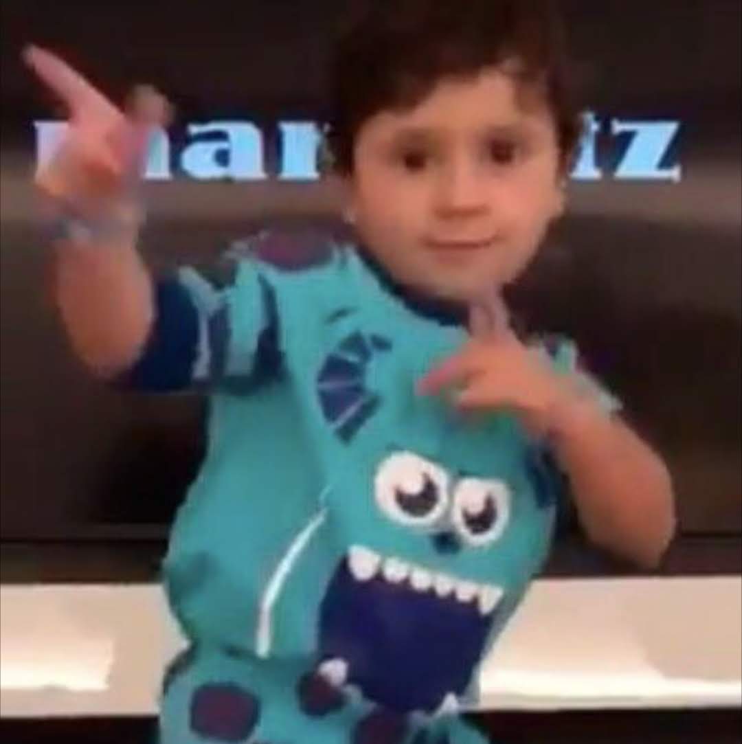 yangoddess's tweet photo. "só acredito porque tem imagens" uma thread com momentos maravilhosos de mateo messi https://t.co/51VM2MJ0mB