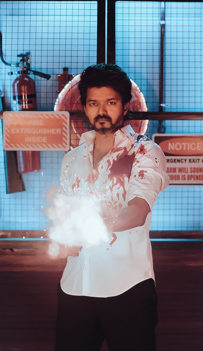 Deepak_Leo_02's tweet photo. #BEAST 💥Sambavam💥
@ActorVijay @Nelsondilpkumar 
@anirudhofficial @hegdepooja @selvaraghavan
https://t.co/yOIPpG1mWR