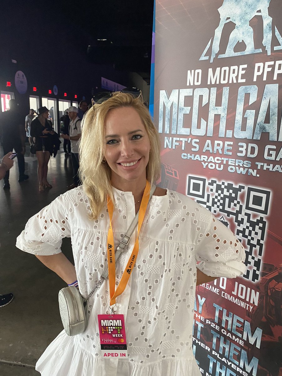 MeneesElizabeth's tweet photo. Miami NFT week @MechGameNft https://t.co/YGLWA4XQZg